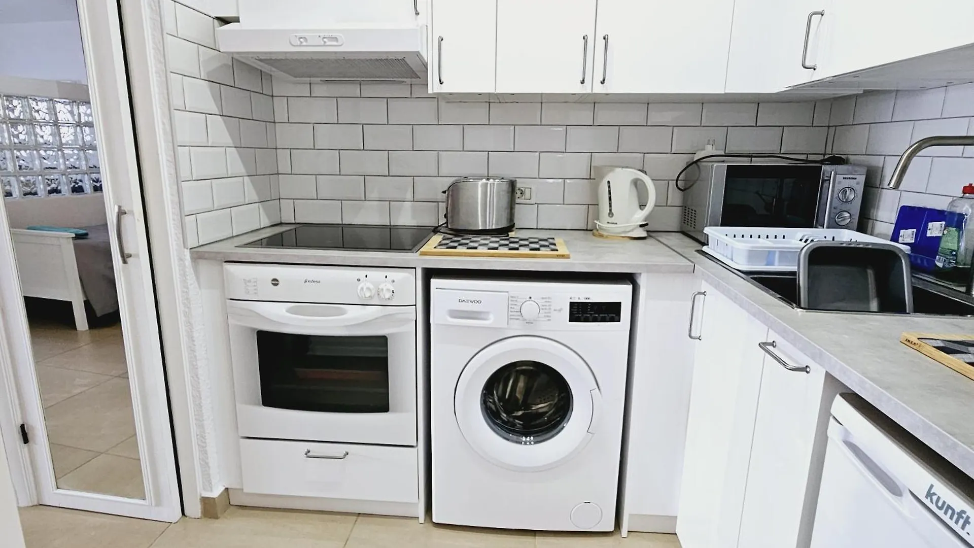Apartment Studio On Peaceful Complex Port Royal K007 Los Cristianos